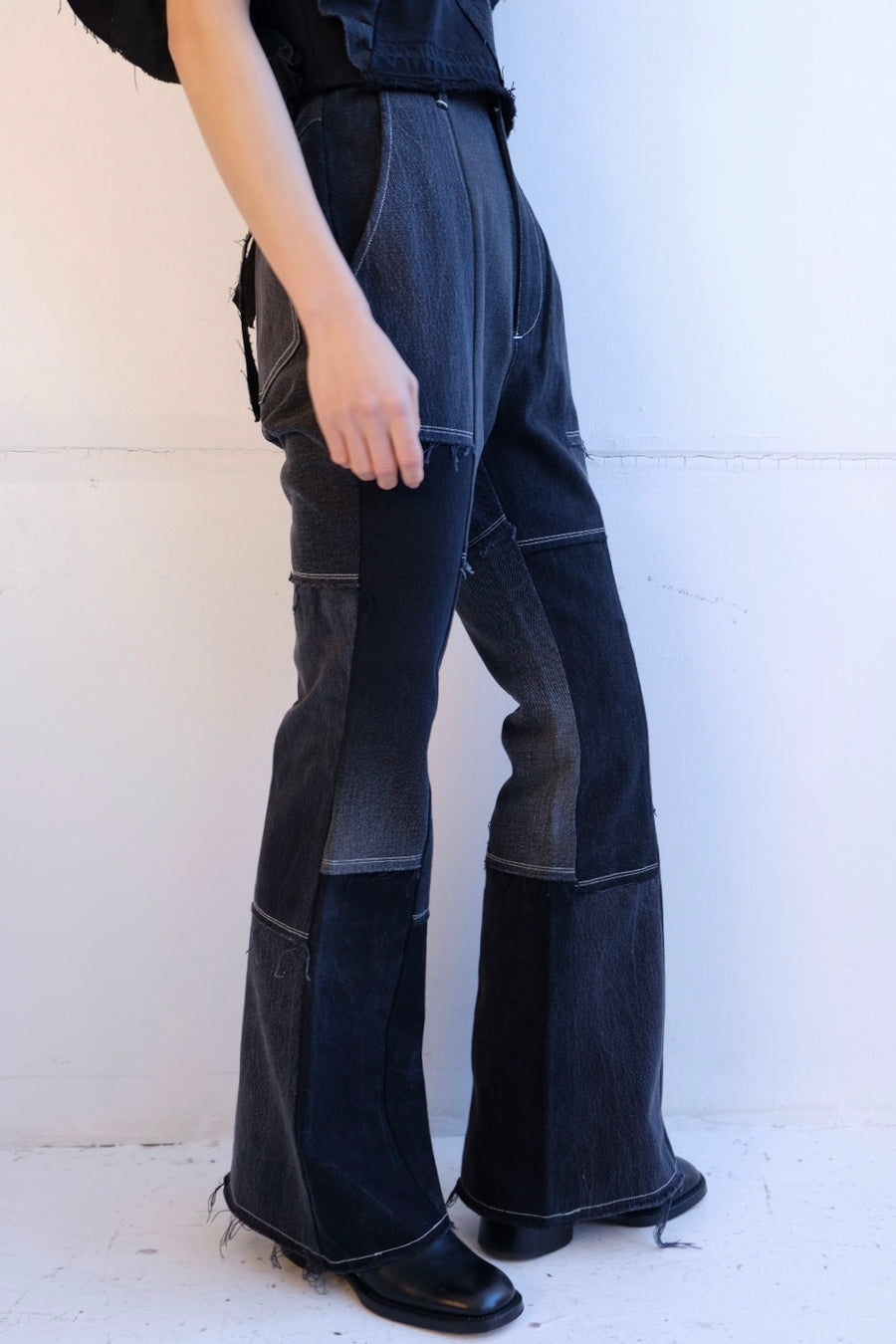 パンツ RADIANT patchwork blackdenim pants 即納】RADIANT patchwork blackdenim pants | 韓国ファッション