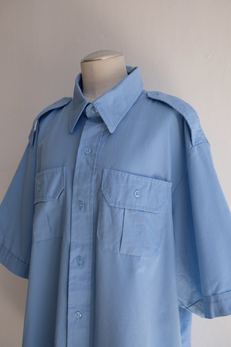 half sleeve epaulet shirt