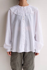 frill collar  blouse