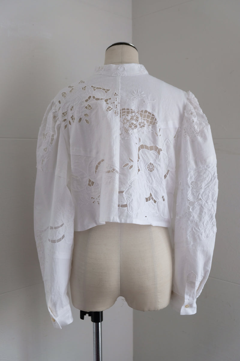 cutwork short blouse A