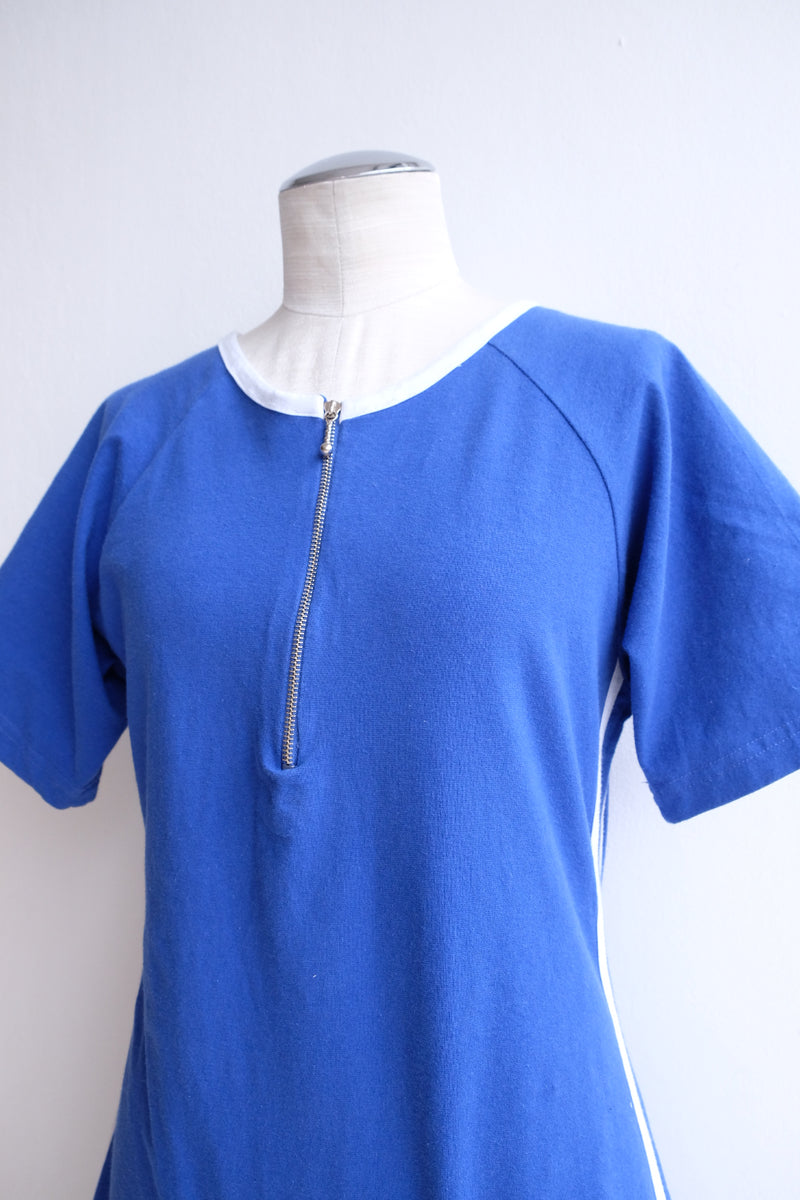 line stretch body suit