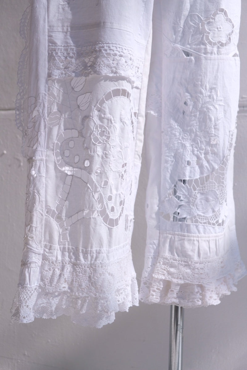 cutwork lace frill pants