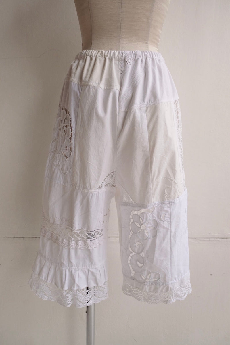 cutwork lace frill half pants