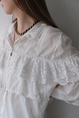 frill sleeve blouse