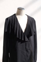 long sleeve pleats blouse