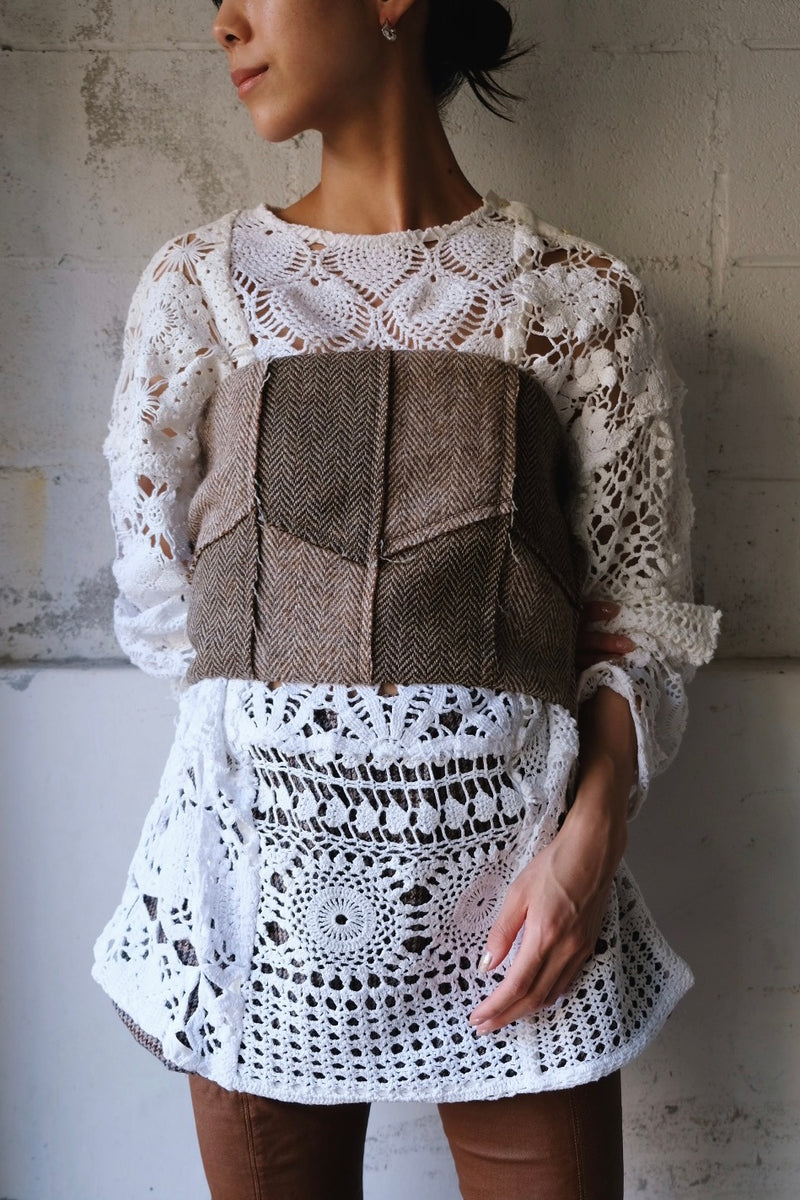 crochet lace long t-shirts (B)