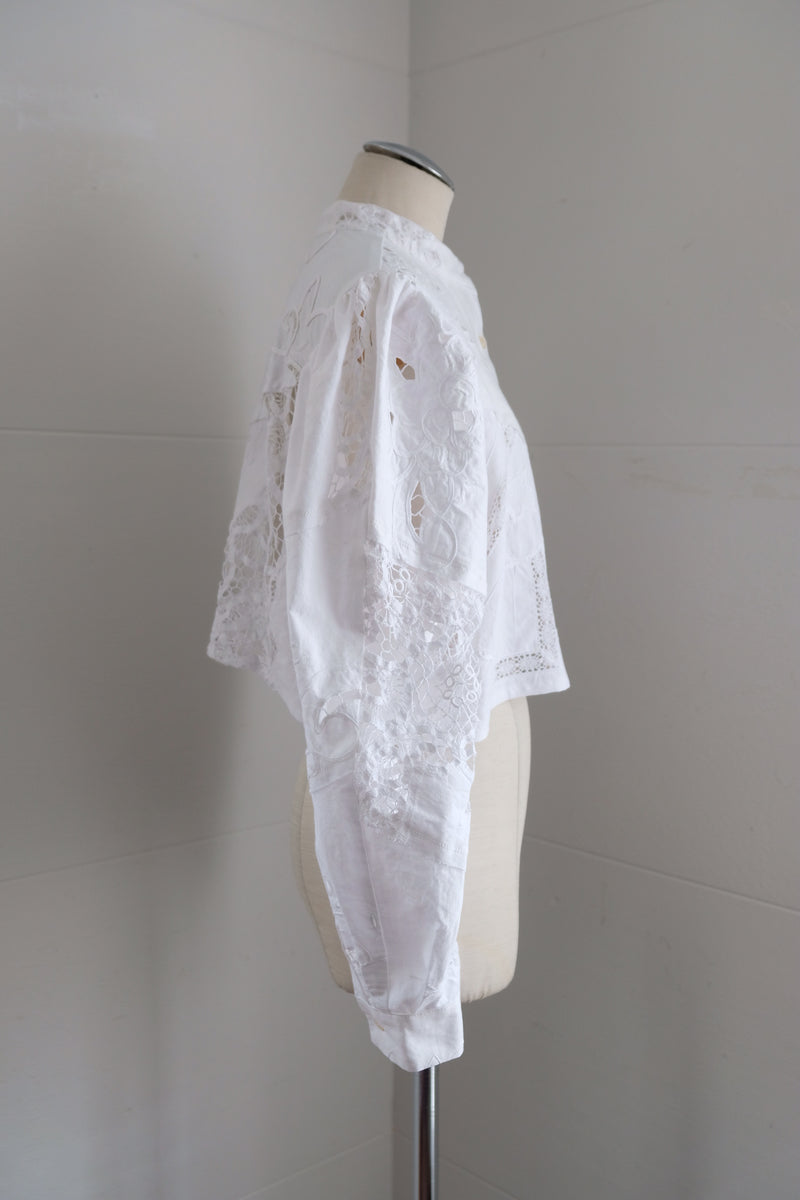 cutwork short blouse B