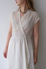 v-neck cache-coeur dress