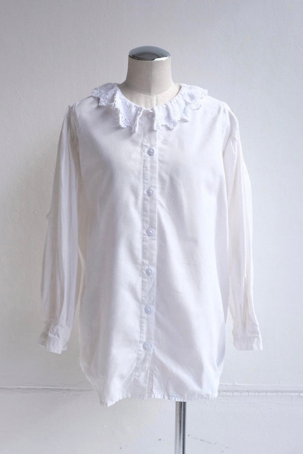 frill collar  blouse