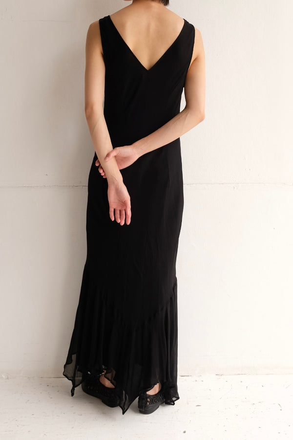 no-sleeve long dress
