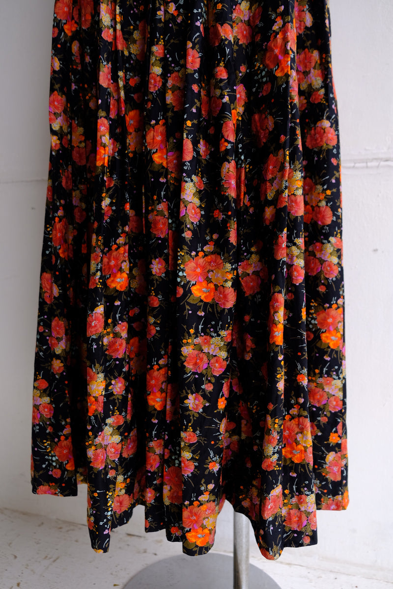 flower print long skirt
