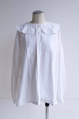 frill collar blouse