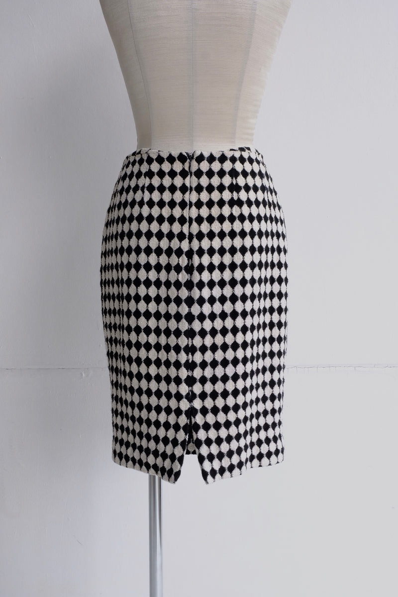block check skirt