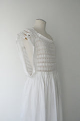 antique lace no sleeve long dress