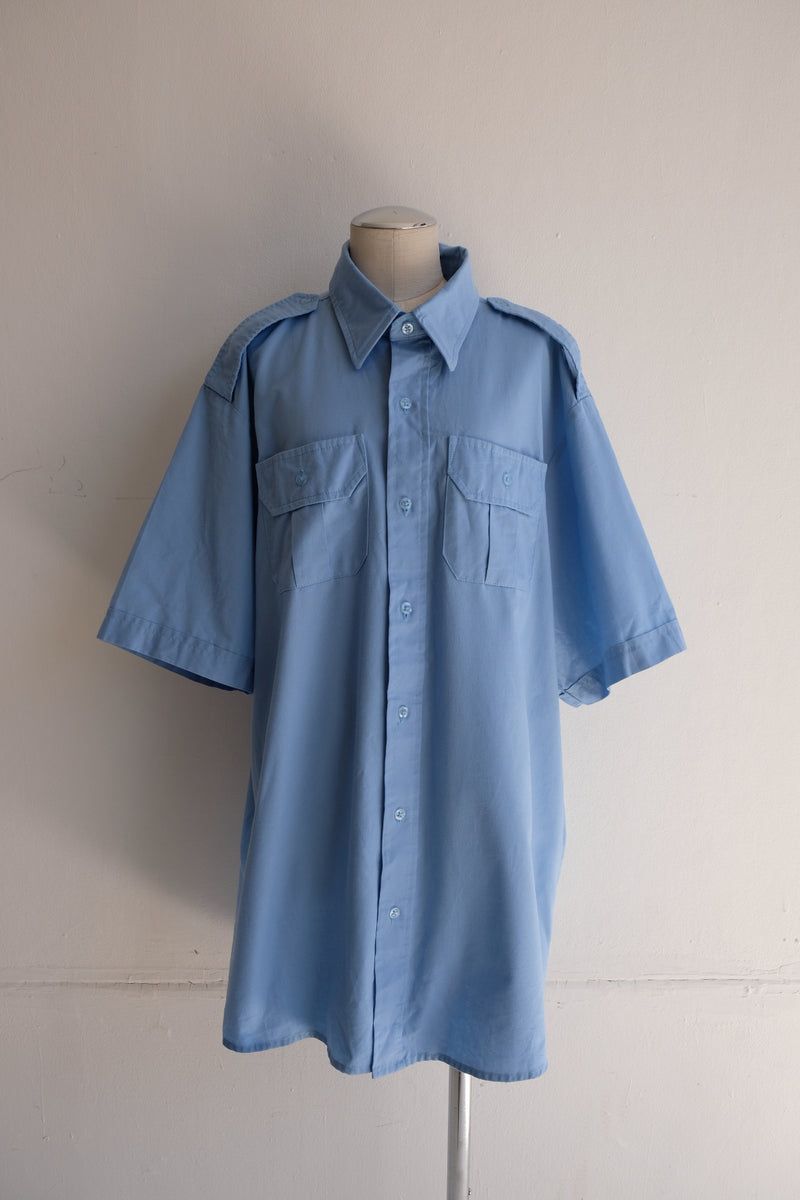 half sleeve epaulet shirt