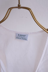 vintage embroidery cropped blouse